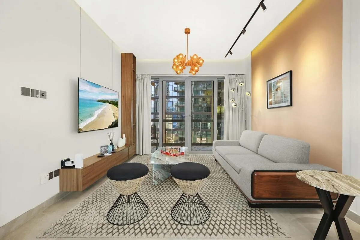First Class 1Br Downtown Lively Getaway Dubai