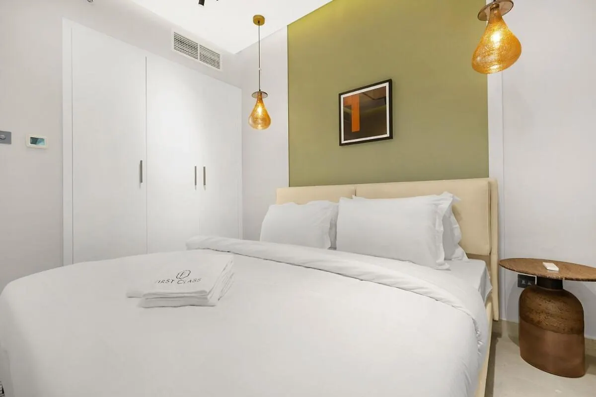 Apartment First Class 1Br Downtown Lively Getaway Dubai